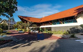 Bangalo 4Qts-Beira-Mar Com Cozinheira-Sh034